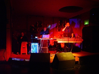 2004-09-23_sos09.jpg